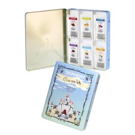 VIRFLAT4 - Latta Castello magico con 36 tisane in filtri ( 6 x tipo) delle favole