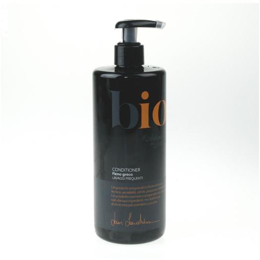LNA027 - Balsamo Conditioner Grande per lavaggi frequenti 500 ml.