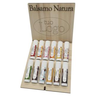 Espositore da banco in legno con  60 pezzi (50+10 omaggio) assortiti di stick labbra personalizzabile.